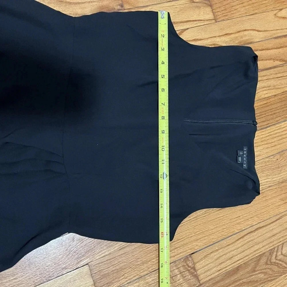 Theory Silk Maggie Peplum Sleeveless Blouse Size Small - Picture 10 of 10